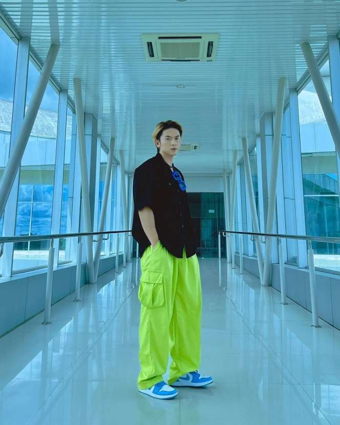 Potret Rafael Tan yang Kini Jadi `Mamang Seblak`, Netizen: Dulu Susah Digapai Sekarang Kayak Tetangga Depan Rumah!