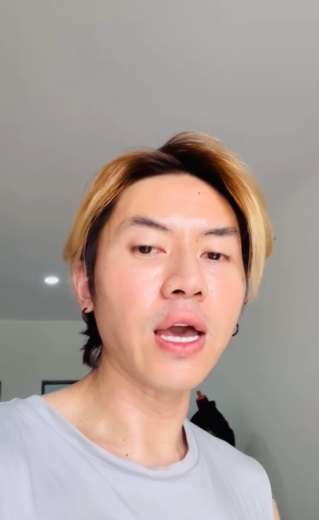 Potret Rafael Tan yang Kini Jadi `Mamang Seblak`, Netizen: Dulu Susah Digapai Sekarang Kayak Tetangga Depan Rumah!
