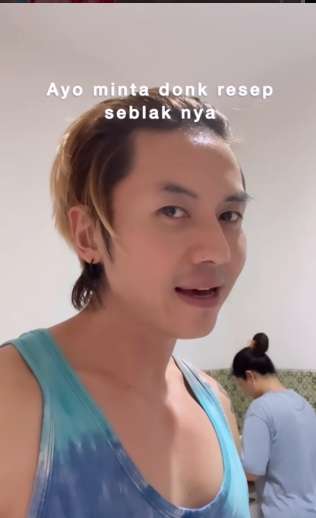 Potret Rafael Tan yang Kini Jadi `Mamang Seblak`, Netizen: Dulu Susah Digapai Sekarang Kayak Tetangga Depan Rumah!