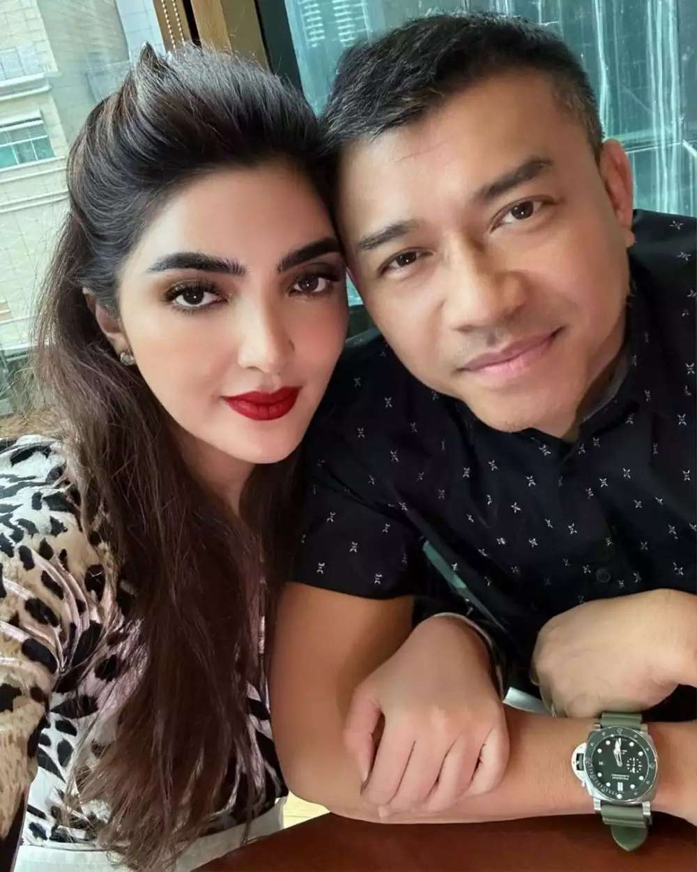 10 Artis Dicomblangin Teman Hingga Menikah, Raffi Ahmad Jadi Mak Comblang Anang-Ashanty
