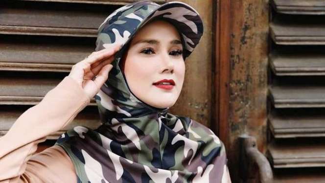 Gaya Hijabnya Tuai Kontroversi, Sederet Selebriti Ini Dihujat Netizen, Dianggap Tak Tutup Aurat!