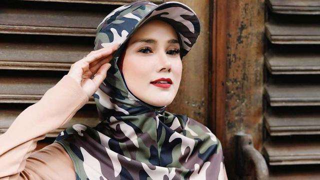 Gaya Hijabnya Tuai Kontroversi, Sederet Selebriti Ini Dihujat Netizen, Dianggap Tak Tutup Aurat!
