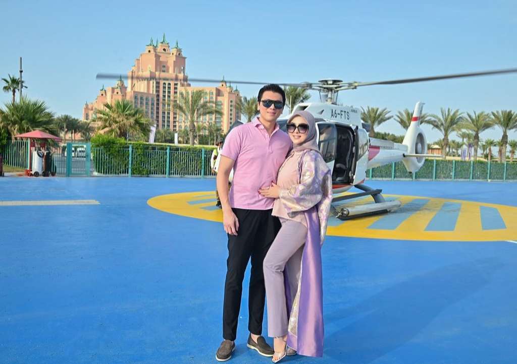 Potret Liburan Mahal ala Syahrini, Naik Helikopter Private Keliling Dubai