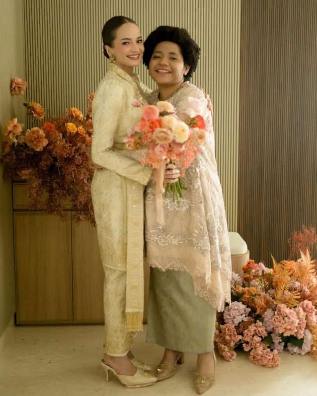 Potret Casey Paquita Adik Enzy Storia yang Jadi Sorotan