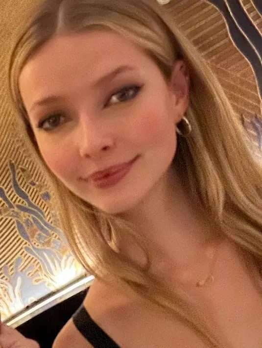Potret Putri Cantik Chris Martin Vokalis Coldplay Disebut Mirip Berbie, Punya Nama Unik