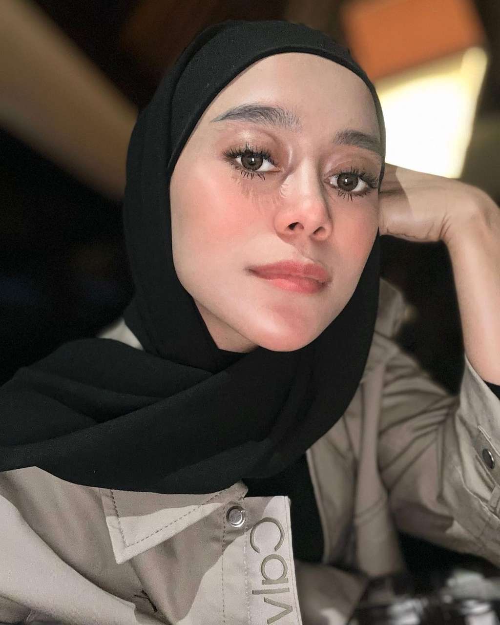 Sederet Gaya Hijab Lesty Kejora yang Tuai Pro Kontra Netizen, Dianggap Kurang Etis Hingga Tak Sepenuhnya Tutup Aurat!