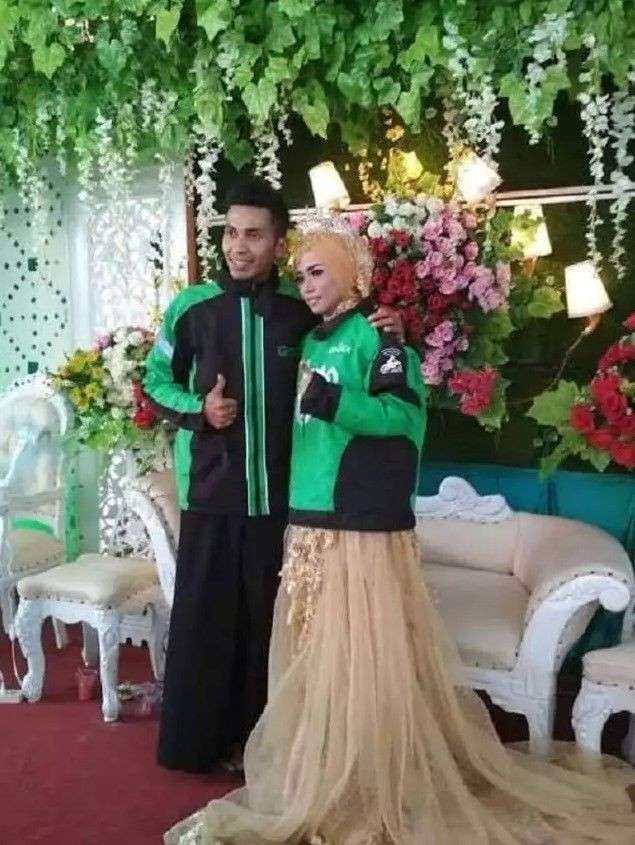 Sederet Potret Baju Pengantin Low Budget Ini Bikin Tepok Jidat, Idenya Anti Mainstream!