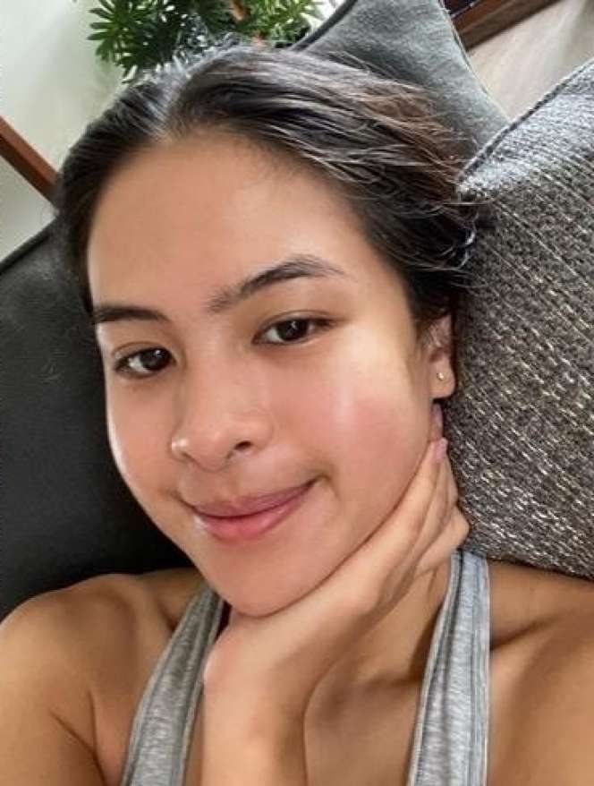 10 Potret Wajah Asli Artis Tanpa Makeup, Inara Rusli Bikin Netizen Iri, Mulus Bak Boneka Porselen!