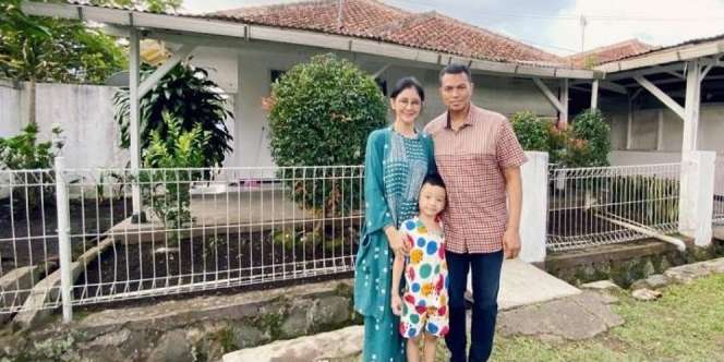 Adu Mewah Rumah Artis Cantik yang Kini Jadi Istri Polisi, Hunian Uut Permatasari Bikin Salfok!