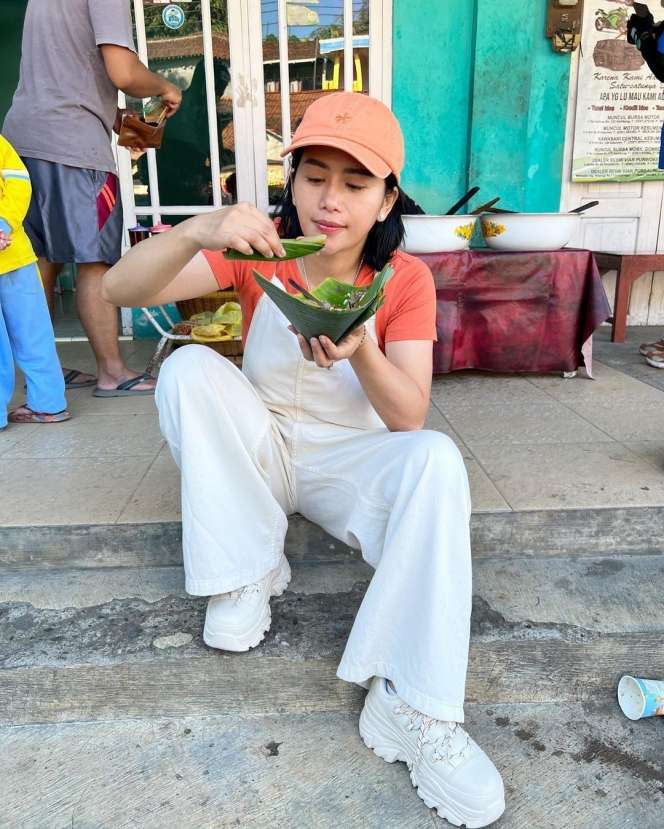 Farida Nurhan Curhat Merasa Dipalak Saat Review Makanan, Suruh Bayar 8 Juta!