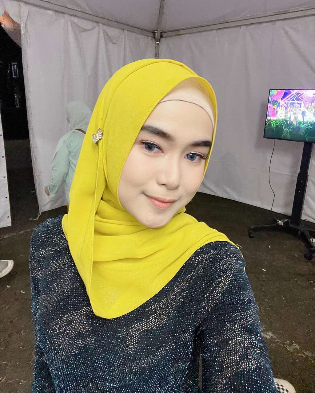 Potret Jelita Jely Penyanyi Bersuara Unik, Saat Bicara Imut Bak Anak Kecil, Ternyata Punya Bakat Luar Biasa!