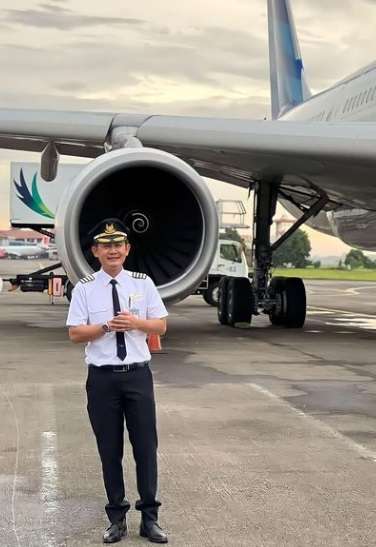 Ingat Pilot Hendra Sumendap Suami Fitri Carlina? Begini Nasibnya Kini, Pilih Pensiun usai 13 Tahun Mengabdi