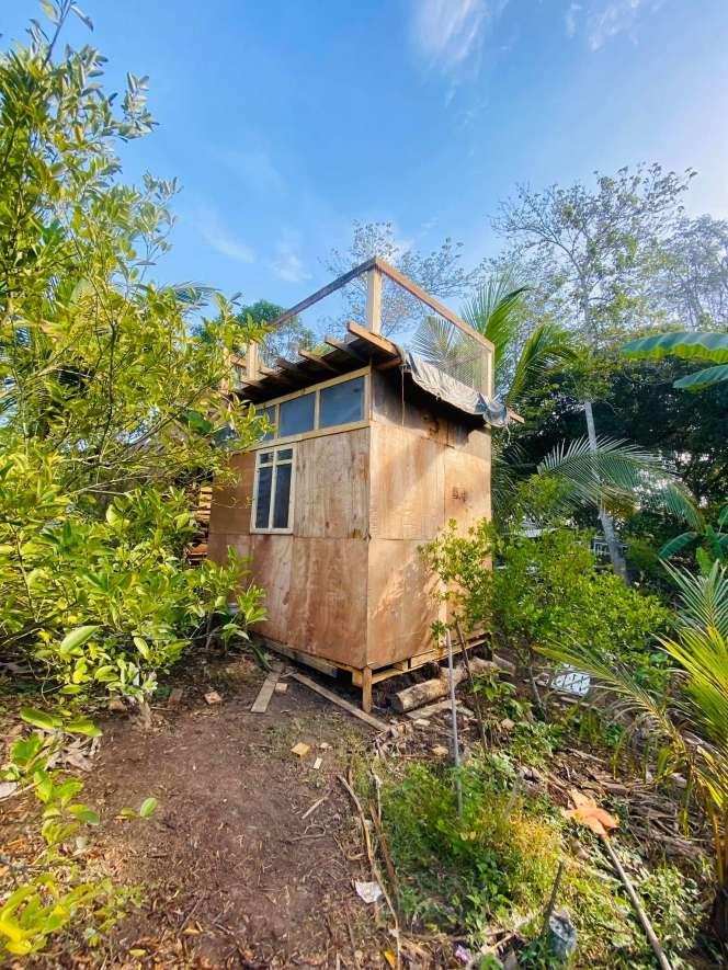 Luarnya Jelek Berdinding Triplek, Rumah ini Dalamnya Super Mewah, Bak Masuk Toko Fashion Kelas Dunia, Ini 10 Potretnya