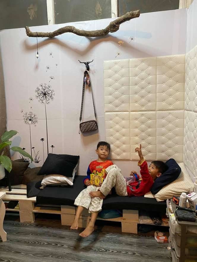 Luarnya Jelek Berdinding Triplek, Rumah ini Dalamnya Super Mewah, Bak Masuk Toko Fashion Kelas Dunia, Ini 10 Potretnya