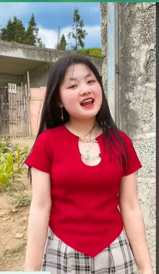 Tak Banyak yang Tahu, Peternak Sapi Ini Ternyata Orangtua Artis Terkenal, Penampakan Rumahnya Bikin Syok!
