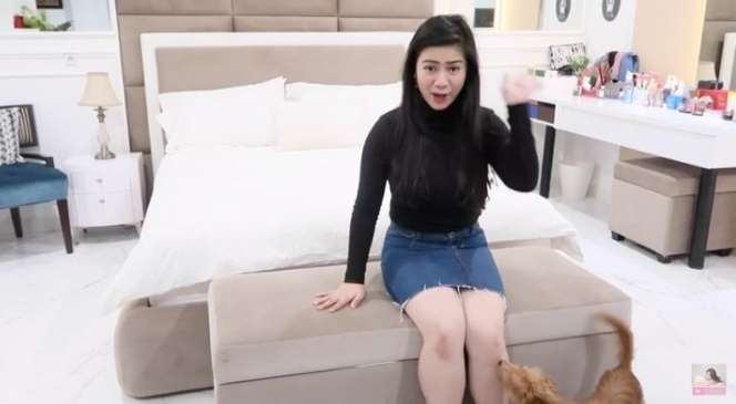 10 Adu Mewah Kamar Tidur Artis yang `Naik Daun`, Milik Fuji Bak Ranjang Princess di Disneyland, Impian Masa Kecil
