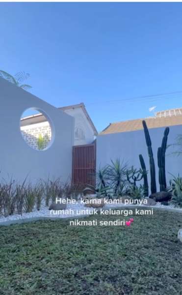 Dihina Punya Rumah Dalam Gang Sempit, Ternyata Lihat Isi Dalamnya Bikin Melongo, Nggak Kalah Mewah Dari Hotel Berbintang!
