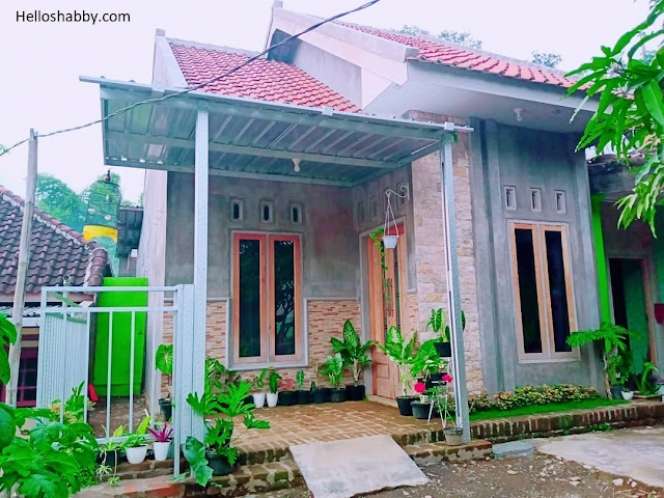 Potret Rumah Polos Tanpa Cat dan Berlantai Bata, Desainnya Sederhana Namun Interiornya Menakjubkan!