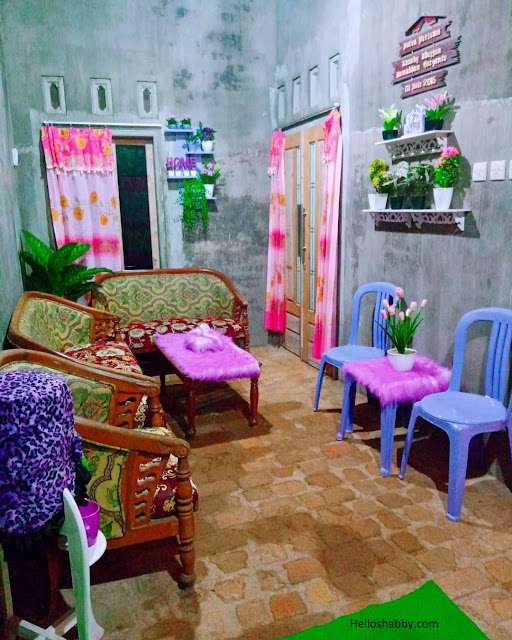 Potret Rumah Polos Tanpa Cat dan Berlantai Bata, Desainnya Sederhana Namun Interiornya Menakjubkan!
