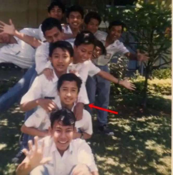 12 Foto Lawas Artis Bareng Geng SMA, Soimah Jadi Primadona di Sekolah, Cantik & Gaul Abis!