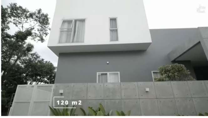Penampakan Rumah Sebelah Makam, Bukannya Merinding Malah Bikin Takjub, Desainnya Instagramable Banget!