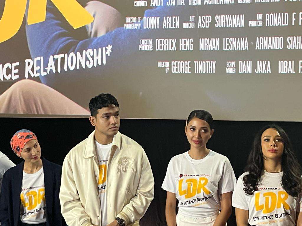 Perdana Muncul usai Video Syur Mirip Rebecca Klopper Viral, Wajah Fadly Faisal Jadi Sorotan, Ini 7 Potretnya 