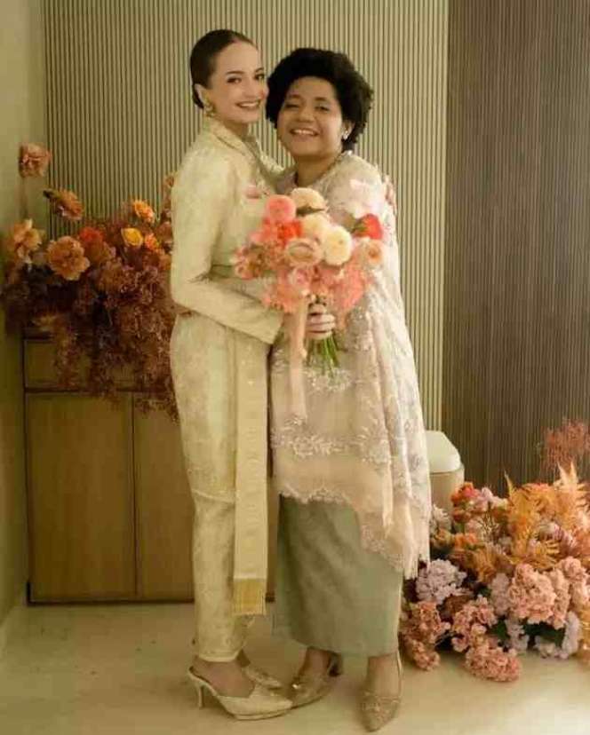 Potret Kedekatan Enzy Storia dengan Sang Adik Casey yang Jarang Tersorot, Disebut Penyelamat Hidup