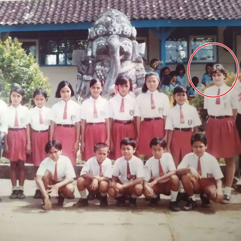 20 Foto Lawas Artis Saat Masih SD, Nagita Slavina Bule Banget, Disebut Rafathar Versi Cewek! 