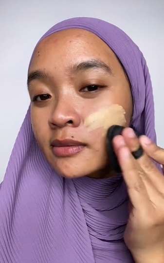 Wanita Ini Ditantang Recretae Makeup Ala Inara Rusli, Hasilnya Bikin Melongo, Netizen: `Bikin Virgoun Bingung`