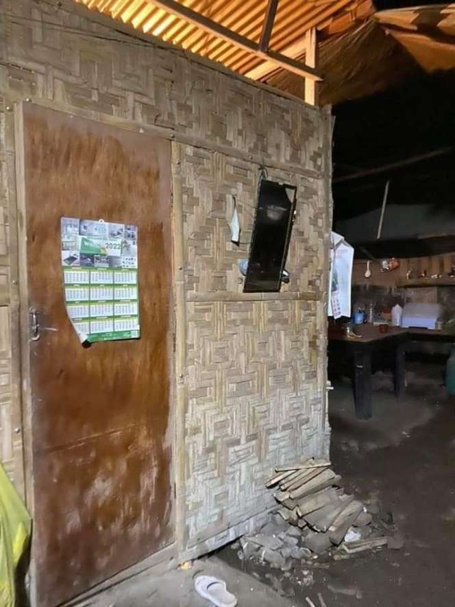 Rumah Berdinding Bambu Ini Tampak Reyot, Lihat Isi Dalamnya Bikin Melongo, Beda Banget Bak Langit dan Bumi!