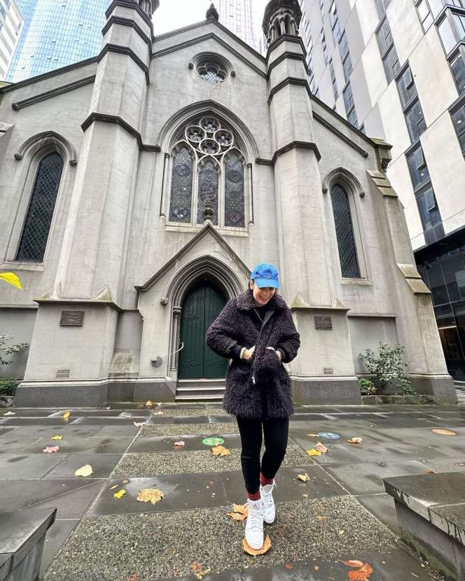 Potret Putri Anne Tanpa Hijab Saat Pertama Kali Live TikTok