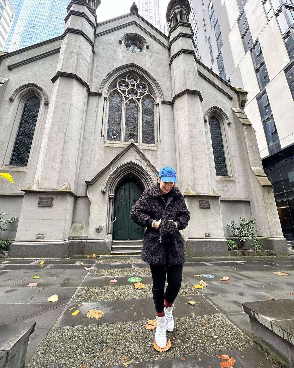 Potret Putri Anne Tanpa Hijab Saat Pertama Kali Live TikTok