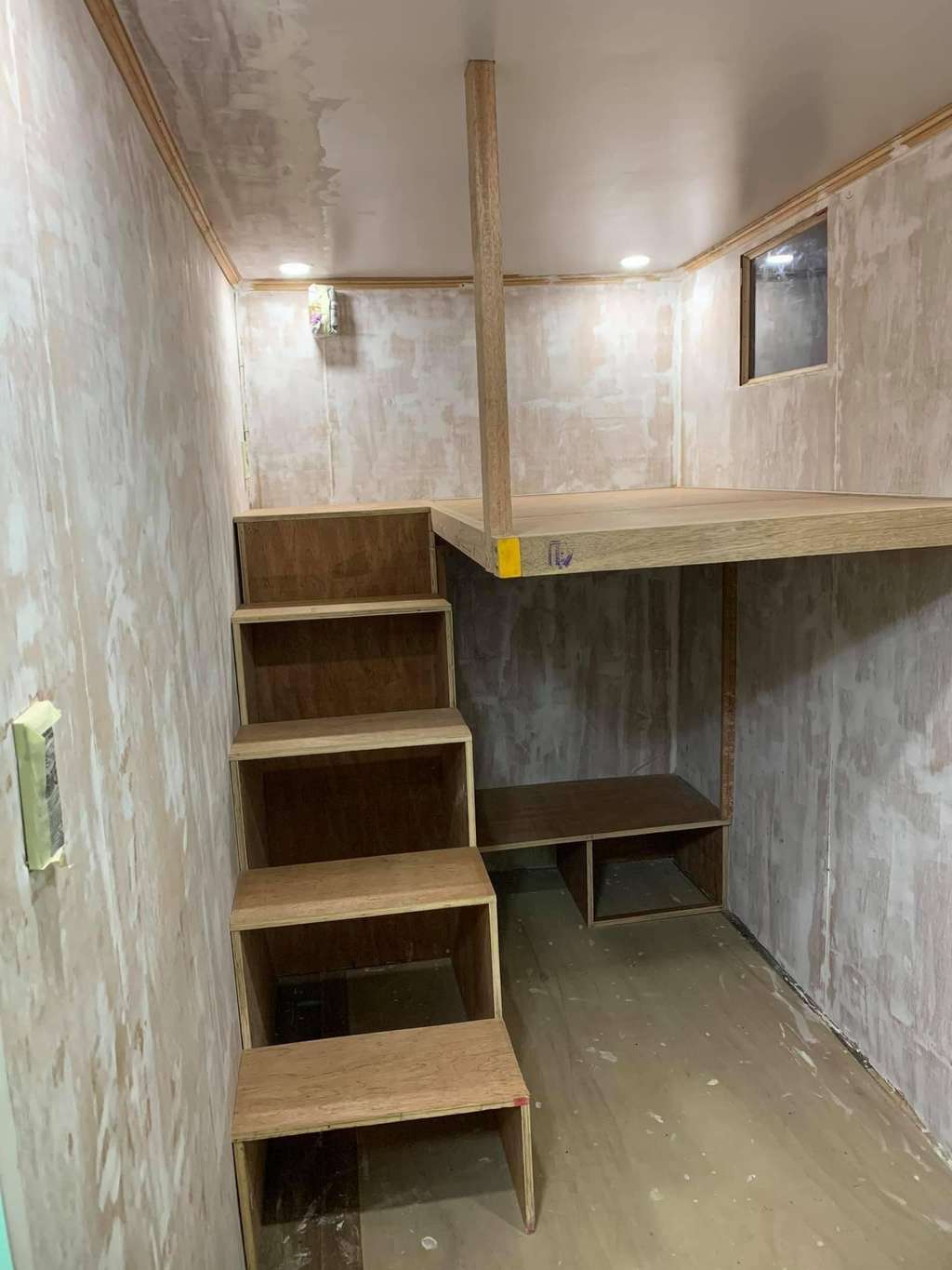 Hasil Transformasi Kamar Kecil Ini Bikin Tepok Jidat, Jadi Beda Banget Auto Betah Seharian! 