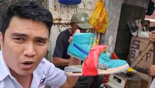 Potret Aldi Taher Sol Sepatu yang Jebol saat Konser, Sikap Perilakunya ke Bapak Tukang Sol Disorot