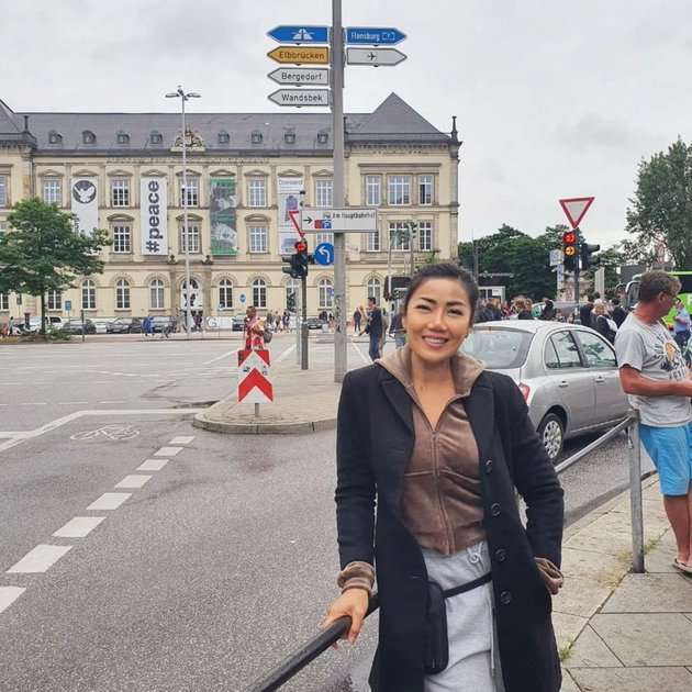 Potret 'Pabrik Duit' Inge Anugrah yang Bakal Tinggal di Kos-Kosan usai Cerai dari Ari Wibowo