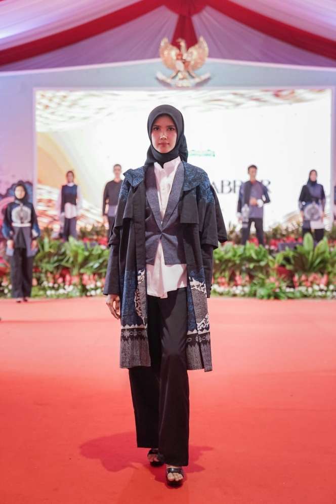 Intip Koleksi Busana Culture yang Digadang Bakal Jadi Tren Fashion Milenial