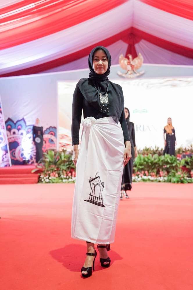 Intip Koleksi Busana Culture yang Digadang Bakal Jadi Tren Fashion Milenial
