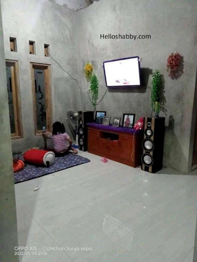 Rumah Berdinding Batako dan Semen Ini Dikira Belum Jadi, Ternyata Punya Tampilan Interior yang Menakjubkan!