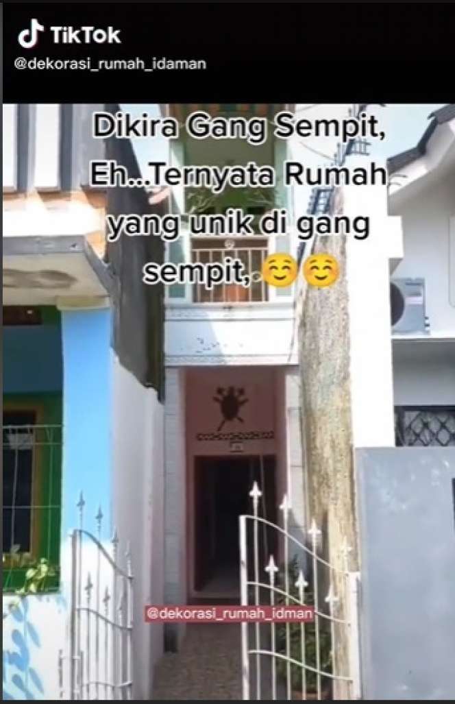 Penampakan Rumah Lebar 1 Meter Diantara Gang Sempit, Lihat Isi Dalamnya Ternyata…