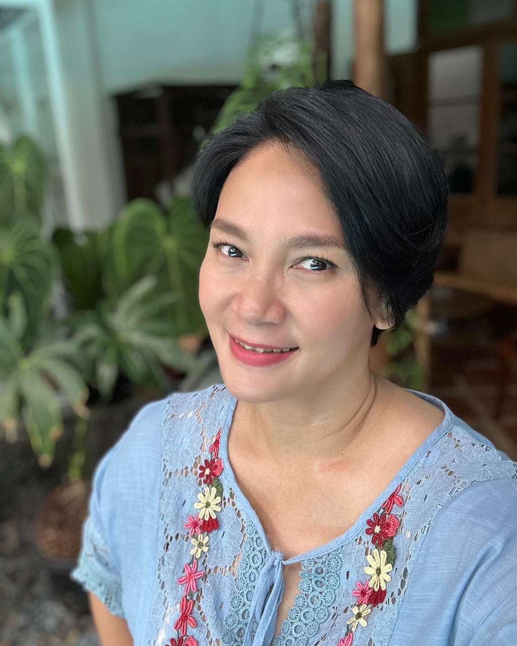 Artis Cantik Ini Dulu Divonis Susah Hamil, Kini Dikaruniai 4 Orang Anak, Pernikahannya Langgeng Hingga Jadi Idaman!