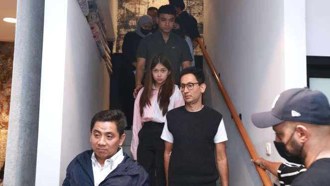Potret Rebecca Klopper Muncul Pertama Kali usai Video Syur 47 Detik Miripnya Viral: Minta Maaf, Tertunduk Lesu