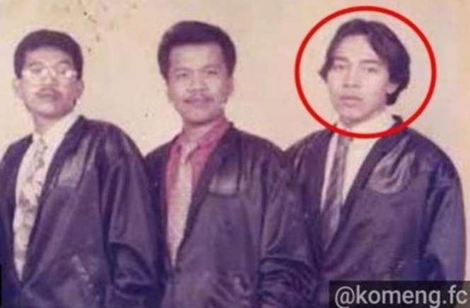 12 Foto Masa Muda Komedian Pria Indonesia, Komeng Disebut Mirip Ariel NOAH, Ganteng & Kharismatik!