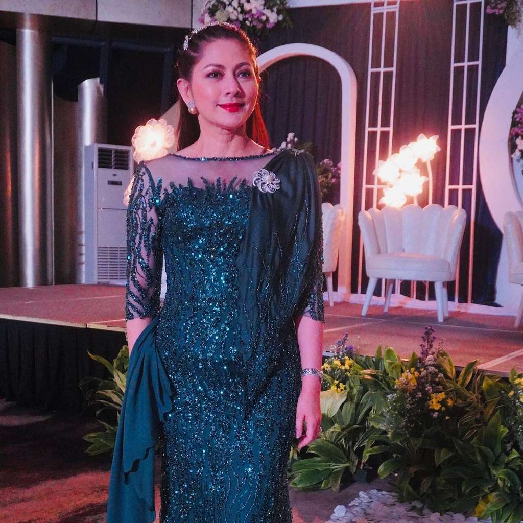 9 Potret Cut Keke Jadi Aspri Hotman Paris di Usia 20 Tahun, Bayarannya Fantastis, Kini Istri Kedua Konglomerat!