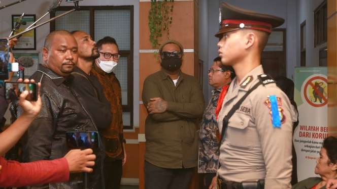 Potret Cantiknya Inara Rusli saat Hadir Sidang Cerai dengan Virgoun