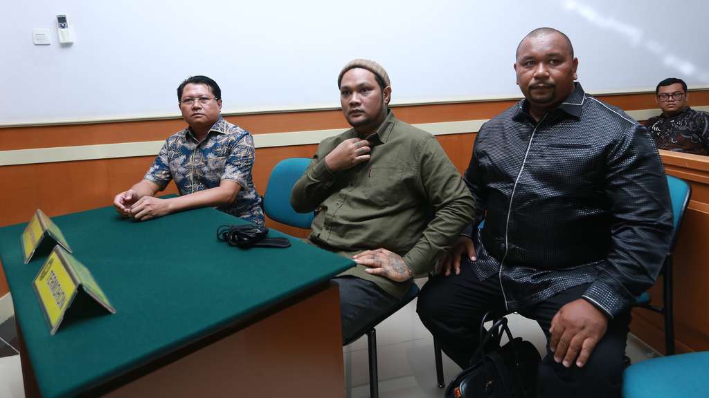 Potret Cantiknya Inara Rusli saat Hadir Sidang Cerai dengan Virgoun