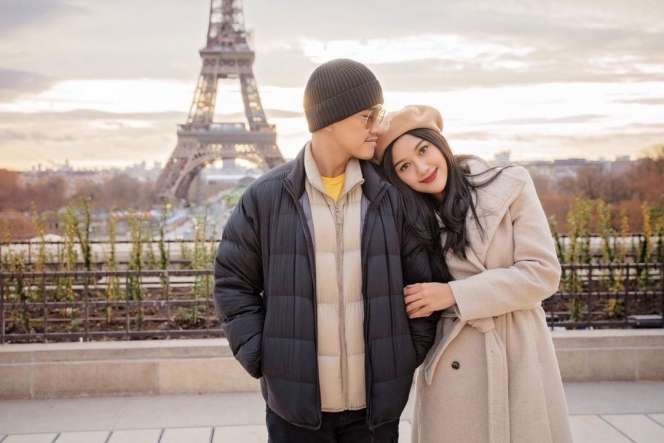 Erina Gudono dan Kaesang Pangarep Hunting Calon Rumah Baru, Penampakannya Mewah Banget, Harganya Ditaksir Rp20 Miliar!