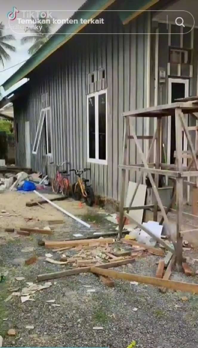 Rumah Papan Kayu dari Luar Terlihat Sederhana, Dalamnya Bak Hotel Barbie di Dunia Nyata, Ini 10 Potretnya