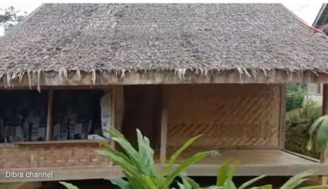 Potret Rumah Panggung di Kampung Mualaf dan Duafa, Dari Luar Bak Rumah Bambu, Lihat Isi Dalamnya Malah Bikin Melongo!