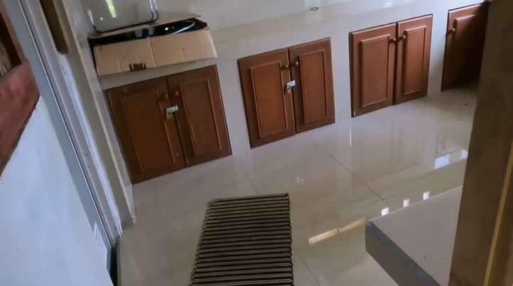 Potret Rumah Panggung di Kampung Mualaf dan Duafa, Dari Luar Bak Rumah Bambu, Lihat Isi Dalamnya Malah Bikin Melongo!