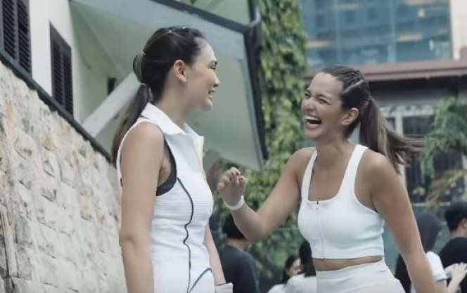 Potret Ada Gaya Luna Maya VS Nia Ramadhani saat Bermain Tenis, Gak Mau Kalah Sama Nagita 
